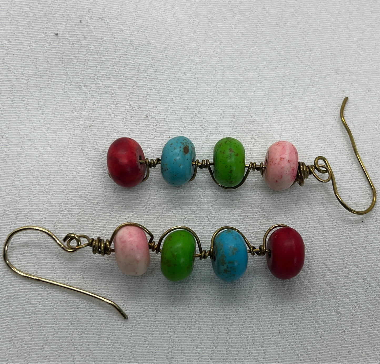 Messing ørering, 4 på stribe