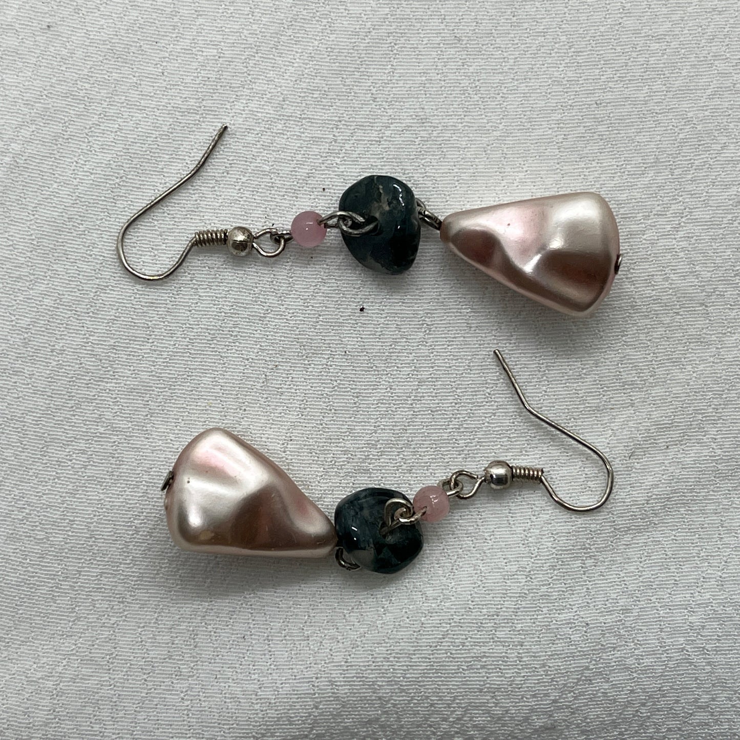 Sølv øreringe med rosa Ferskvandsperle
