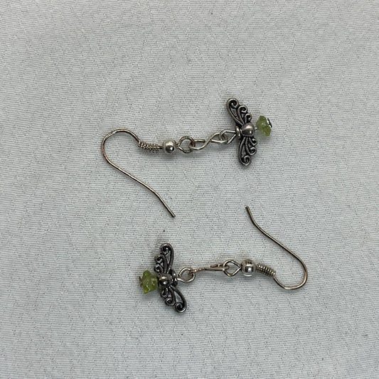 Sølv ørering med grøn engel