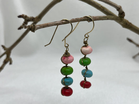 Messing øreringe med 4 på række