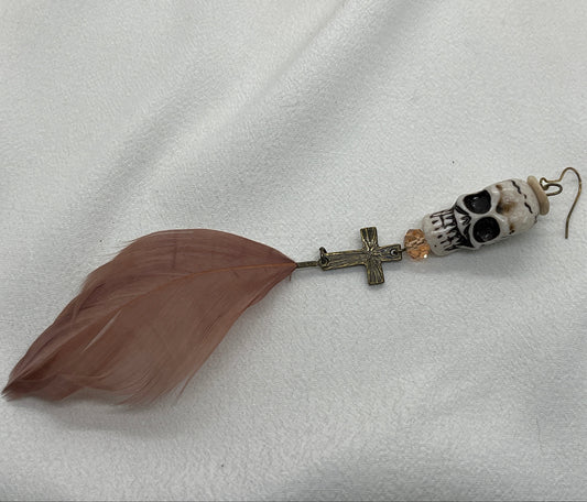 Single halloween messing ørering med kranium