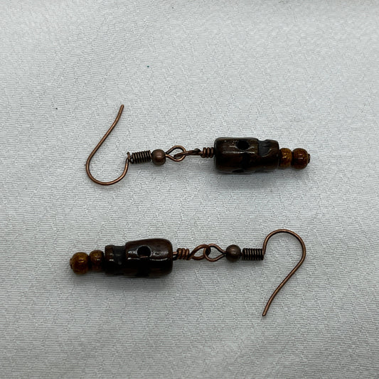 Halloween øreringe i kobber med Tigerøje kranium