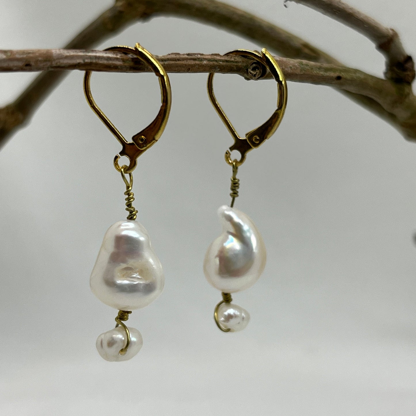 Messing brioche øreringe med store Ferskvandsperler