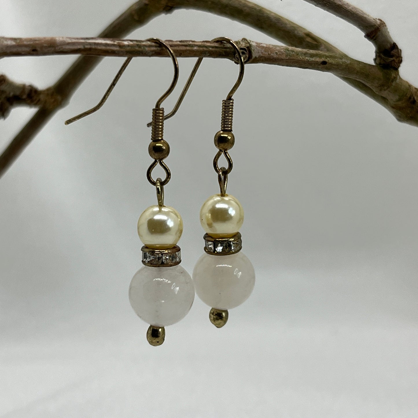 Messing ørering med smuk Rosenkvarts