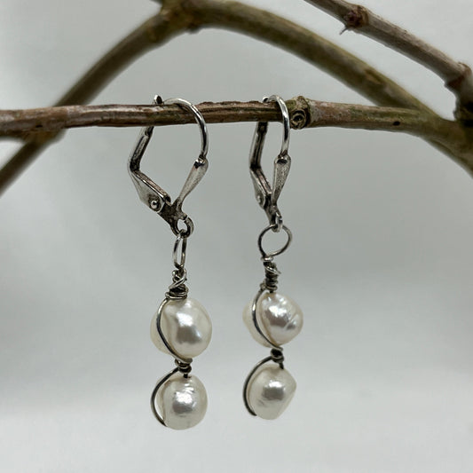 Sølv brioche med 2 ferskvandsperler