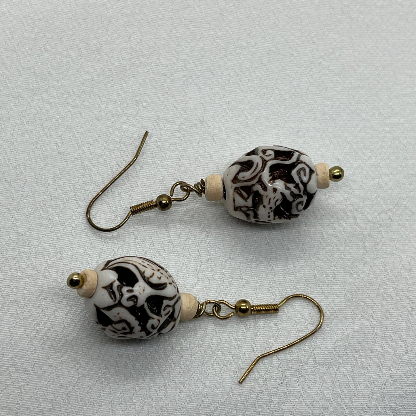 Messing ørering med arabesk perle