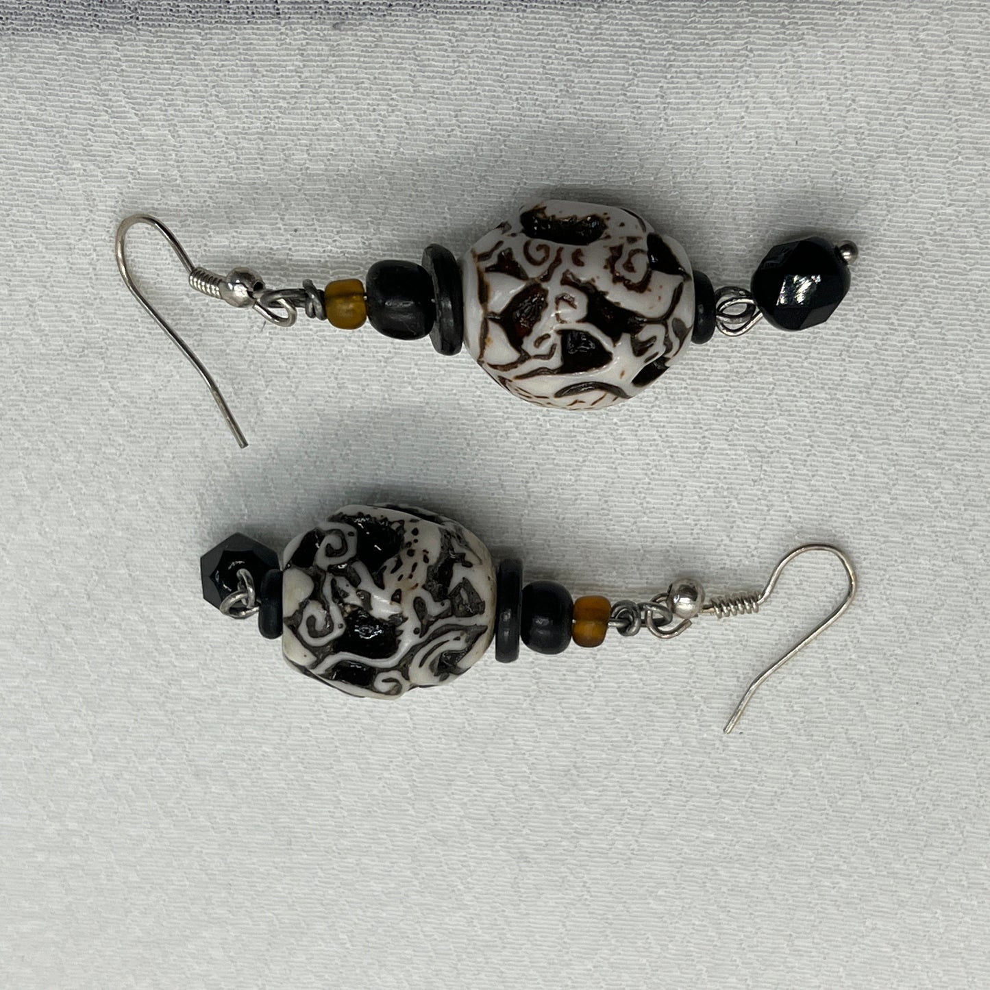 Sølv øreringe med Arabesk perle