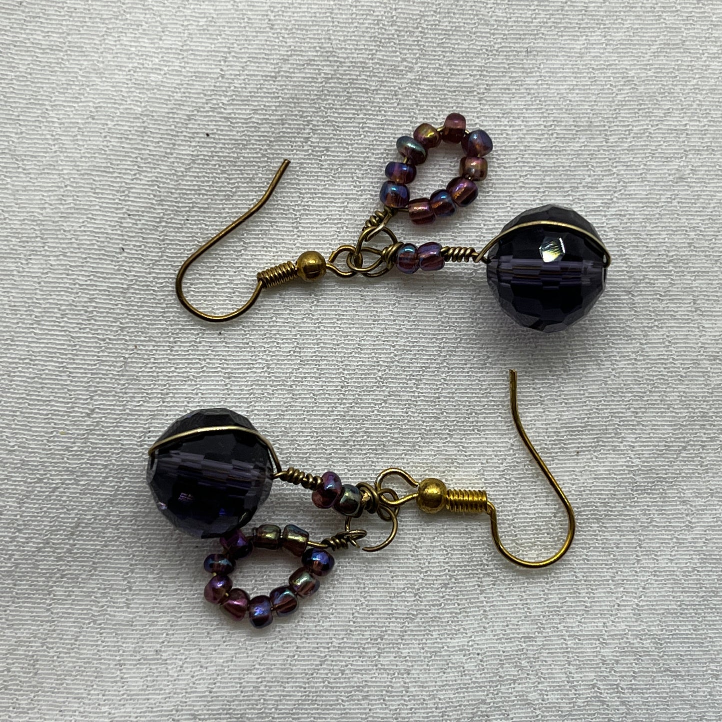 Messing ørering med stor Ametyst