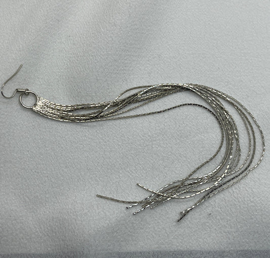 Lang single sølv ørering med bling