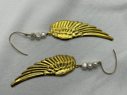 Når guld øreringene får vinger