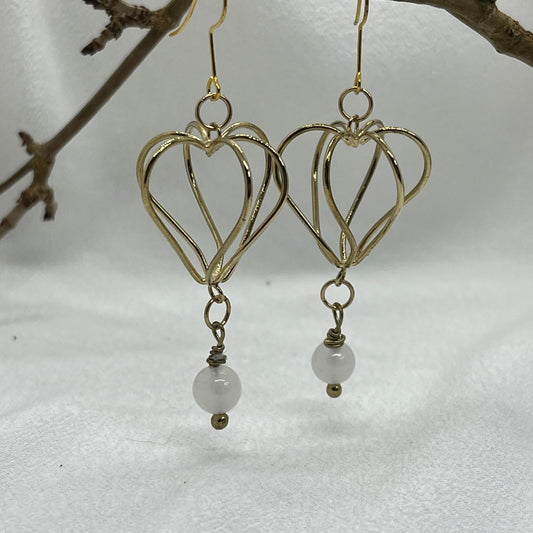 Ørering i messing med hjerteformet vedhæng