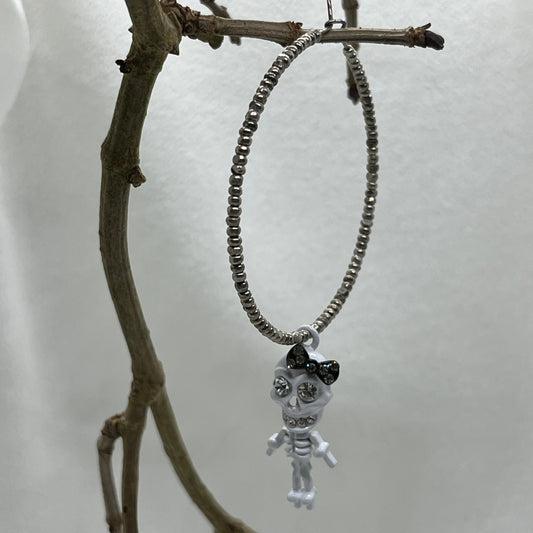Halloween single hoop med hvidt skelet